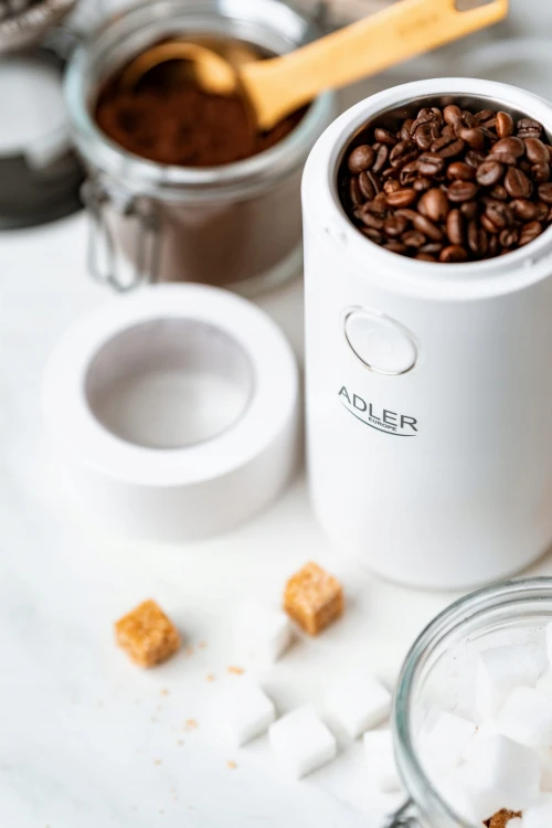 99feae134e84a7895a8c84d8ff19